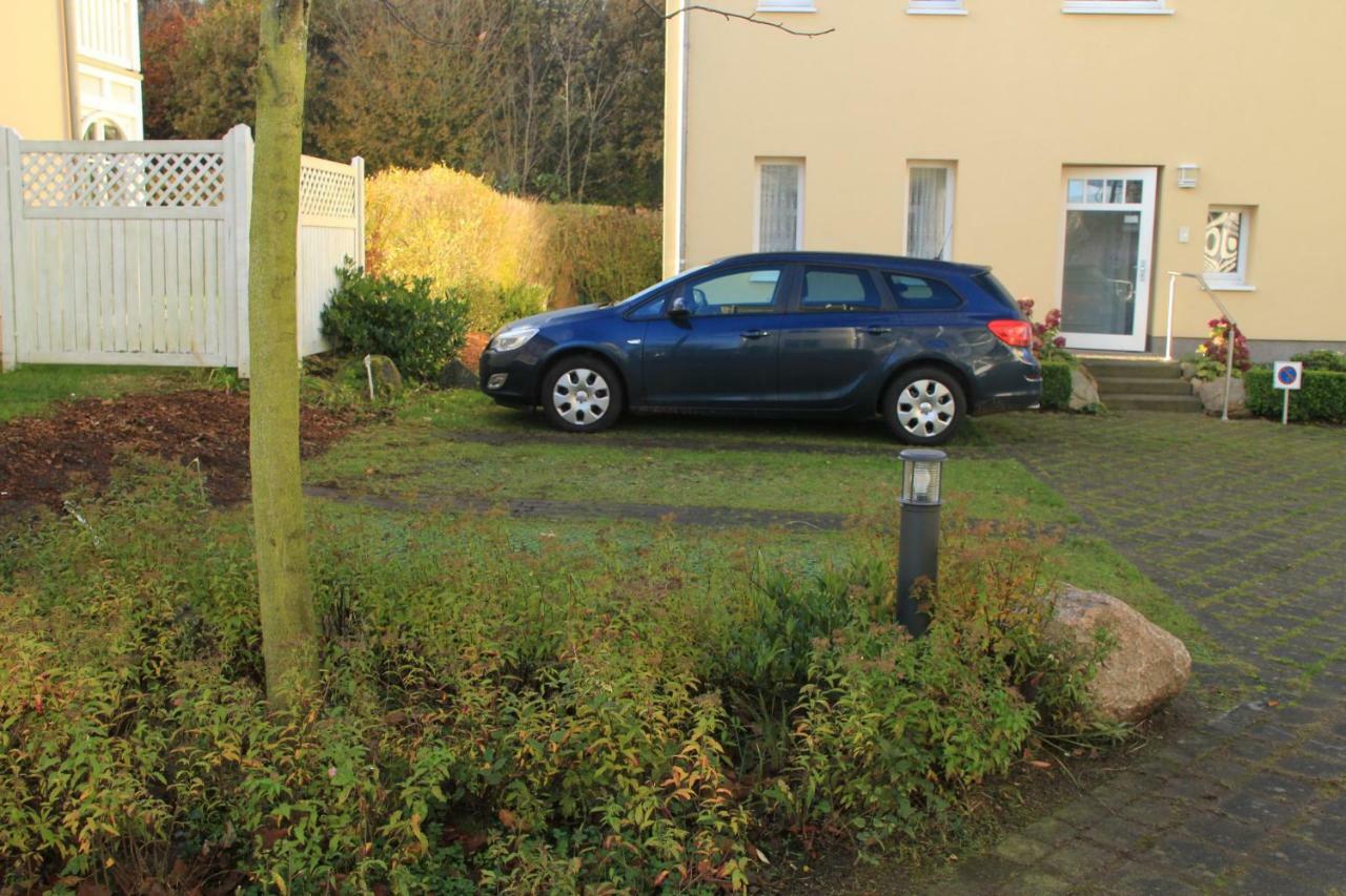 Auszeit Am Lindenpark Apartment Ostseebad Kühlungsborn Екстериор снимка